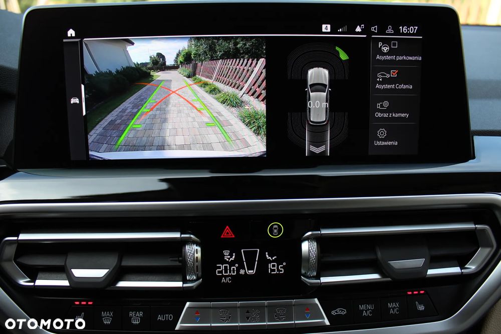 BMW X3 xDrive20i - 27