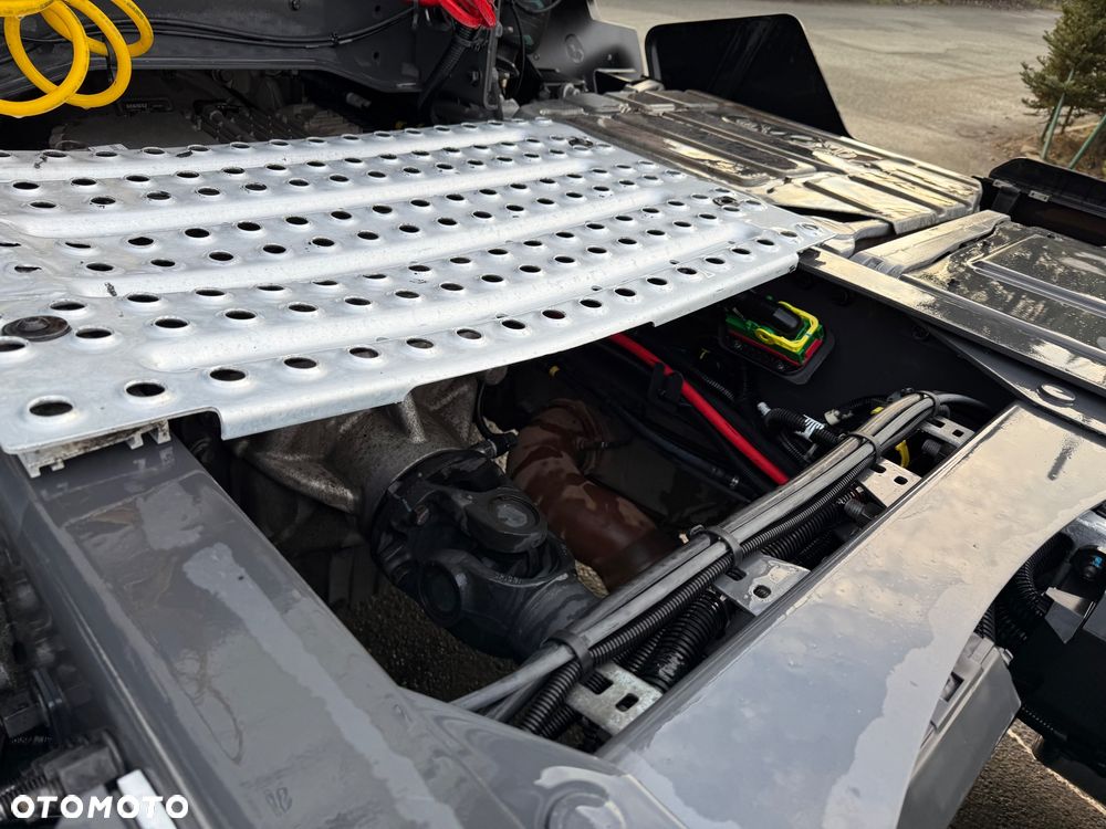 Renault T480 *SLEPPER CAB* KLIMA POSTOJOWA* NOWE SPRZĘGŁO* 315/70* 2 BAKI* Z Francji - 15