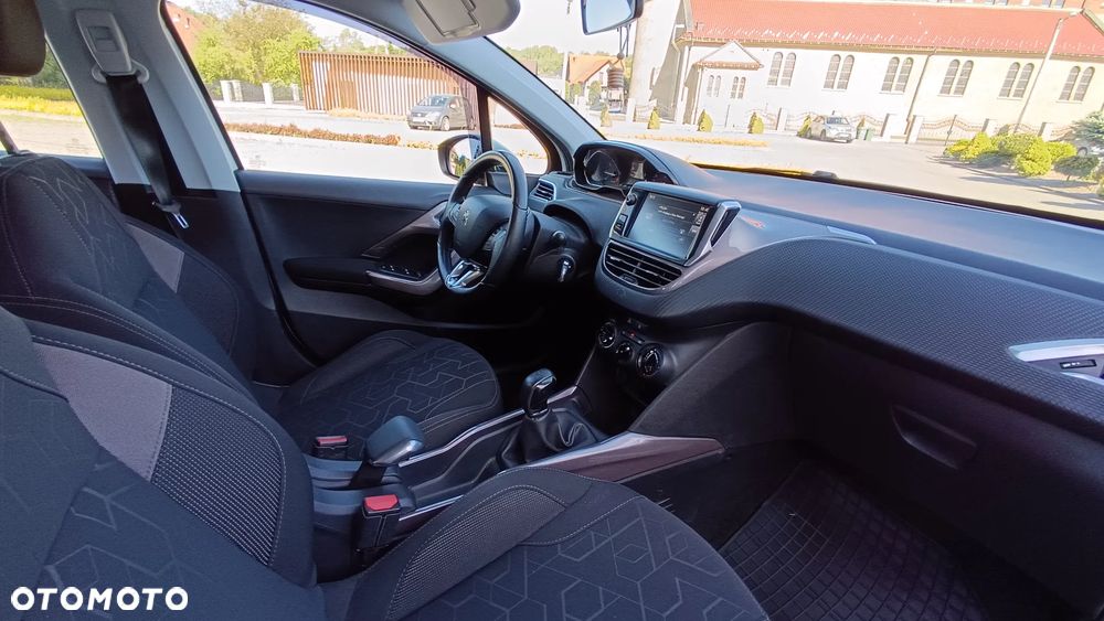 Peugeot 2008 1.6 VTi Active - 17