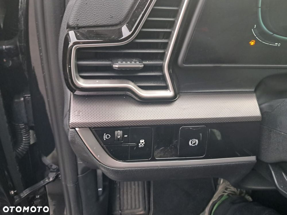 Kia Sportage 1.6 T-GDI 2WD Eco-Dynamics + (48V M-H) DCT Vision - 23