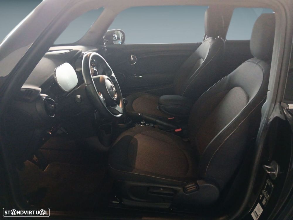 MINI 3 Portas One - 11