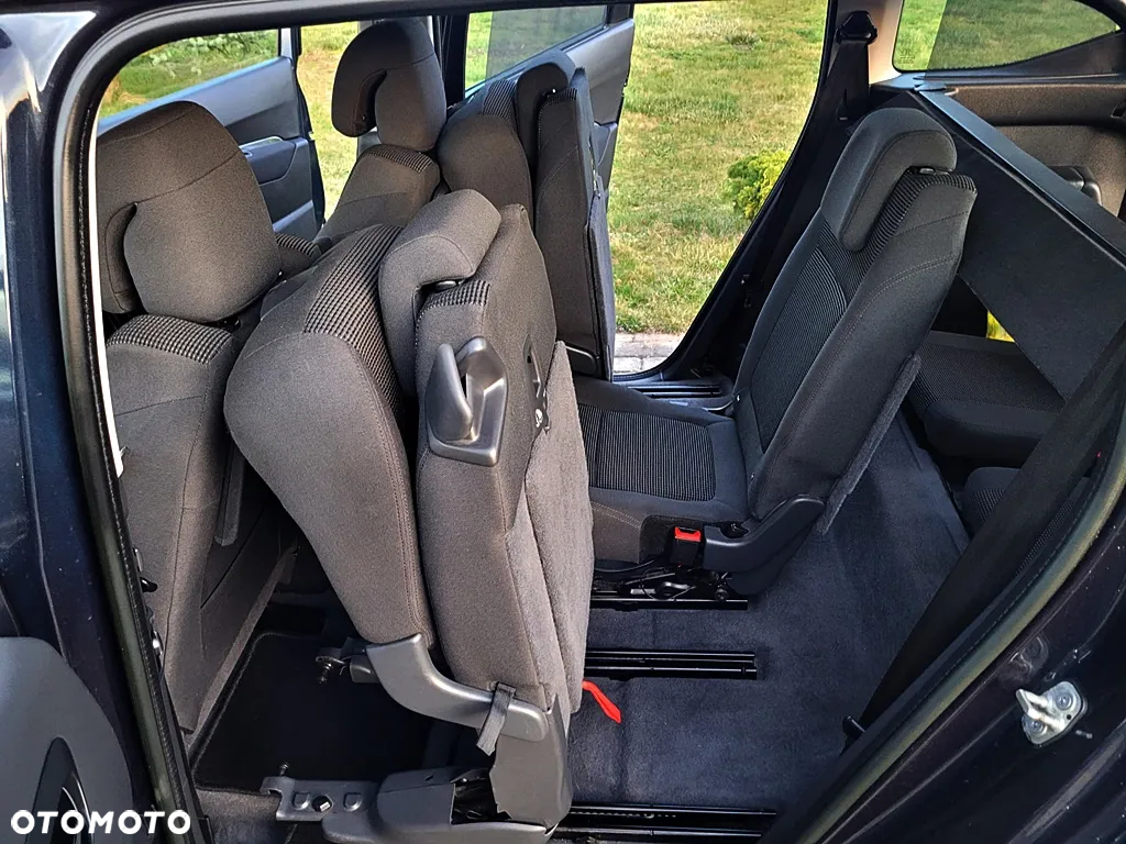 Peugeot 5008 1.6 HDi Style 7os - 10