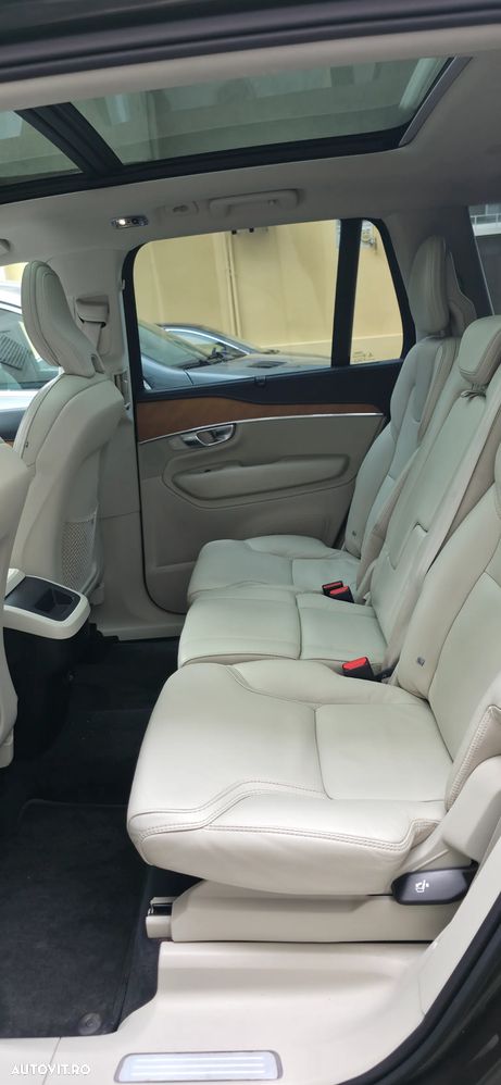 Volvo XC 90 D5 AWD Geartronic Inscription - 8