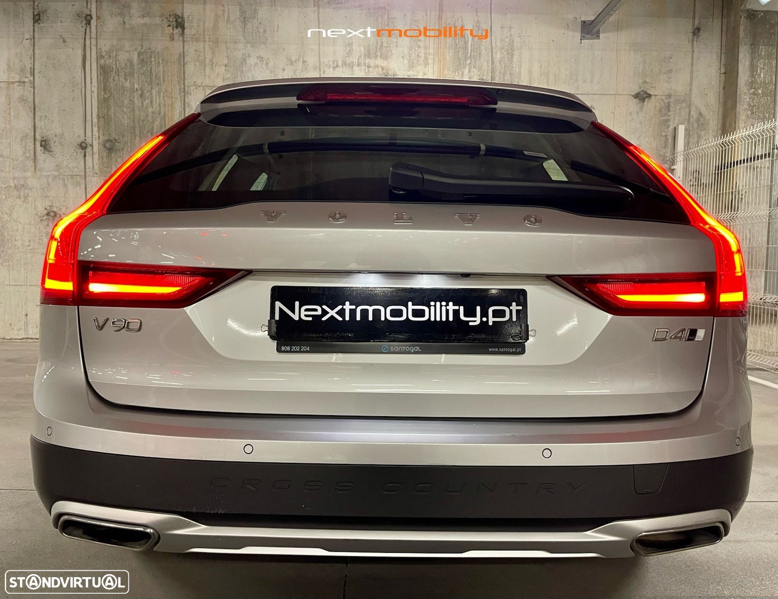 Volvo V90 Cross Country 2.0 D4 Pro AWD Geartronic - 5