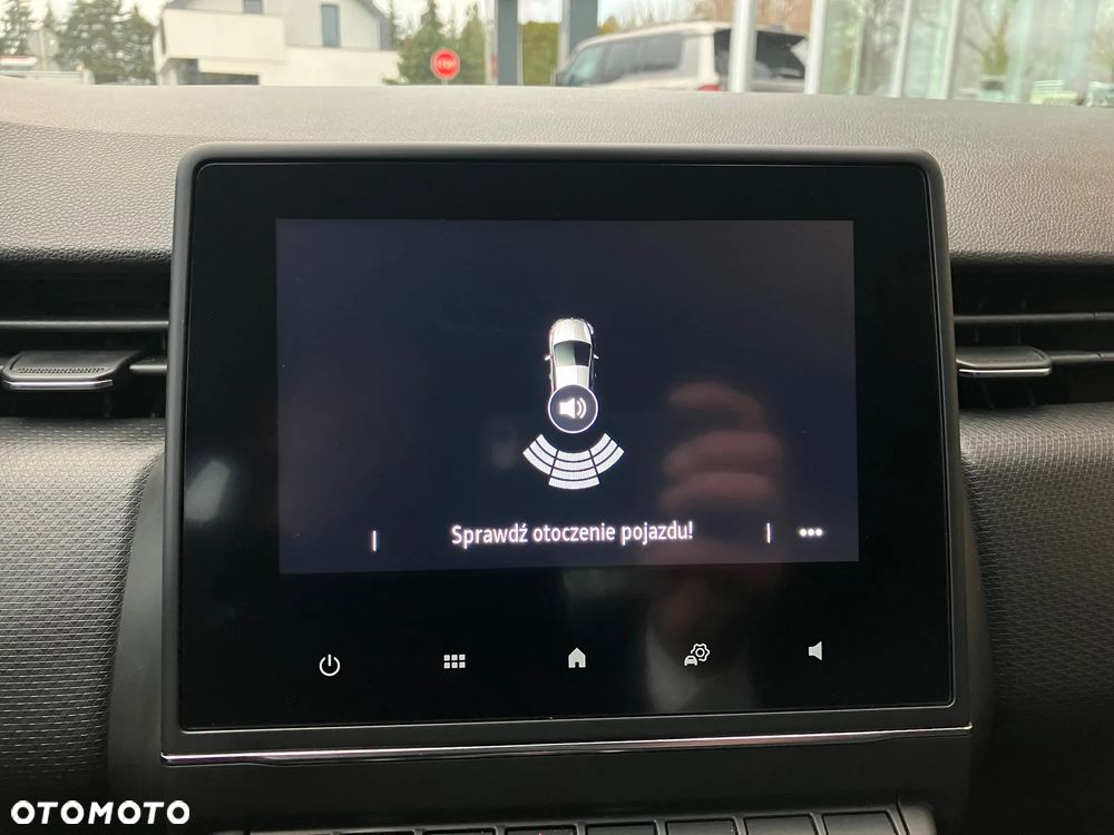 Renault Clio 1.0 TCe Zen Xtronic - 24