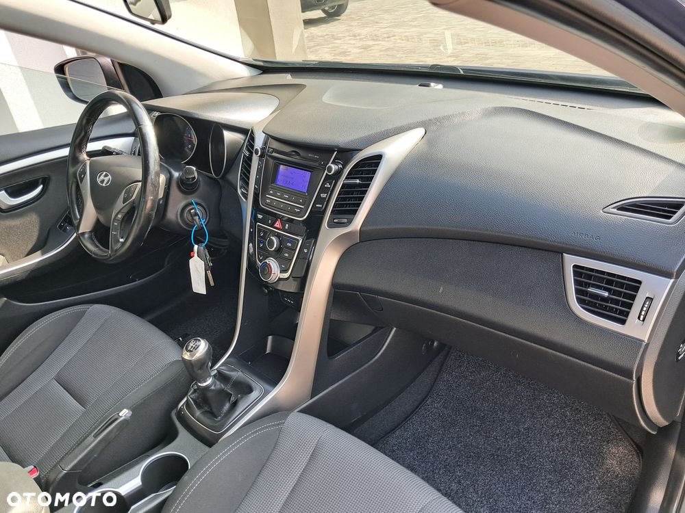 Hyundai i30 - 27