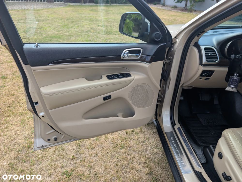 Jeep Grand Cherokee 3.6 V6 Overland - 18