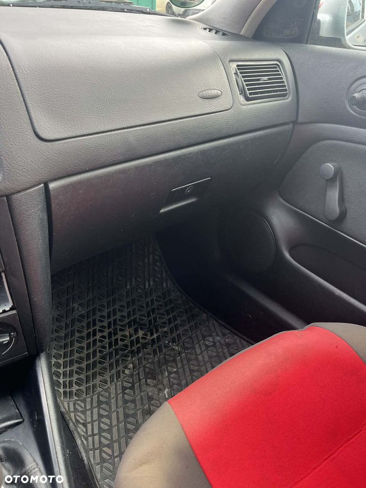 Volkswagen Golf 1.9 TDI Basis - 14