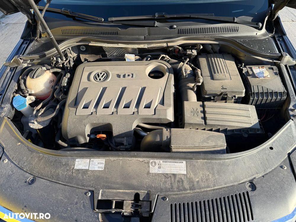 Volkswagen Passat CC 2.0 TDI BlueMotion Technology DSG - 21