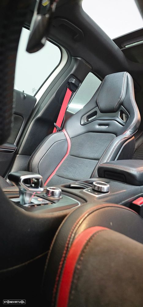 Mercedes-Benz A 45 AMG 4Matic Speedshift 7G-DCT Yellow Night Edition - 11