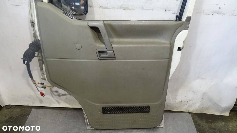 DRZWI PRAWY PRZÓD VOLKSWAGEN T4 2.5TDI - 13
