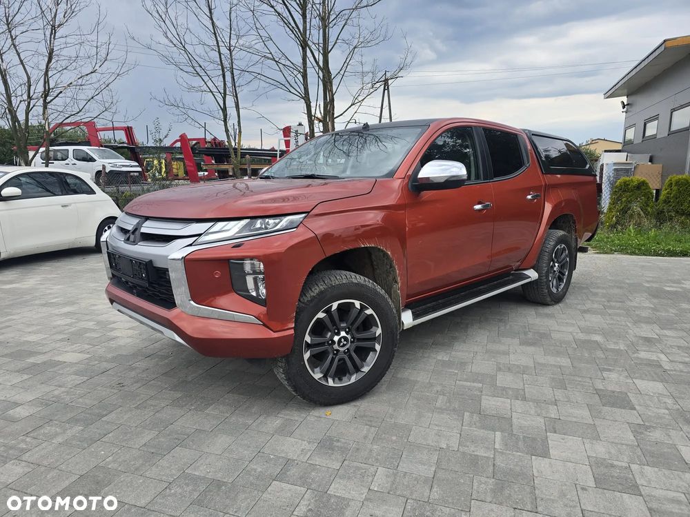 Mitsubishi L200 - 1