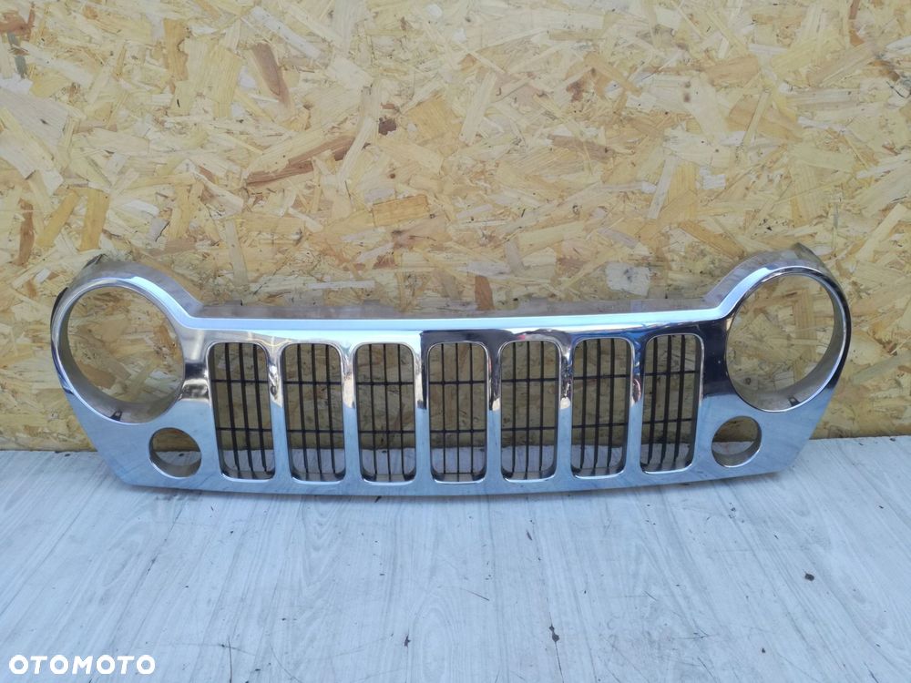 jeep cherokee iii lift grill gril atrapa chłodnicy 2005/2008 5jj85tmrma - 1