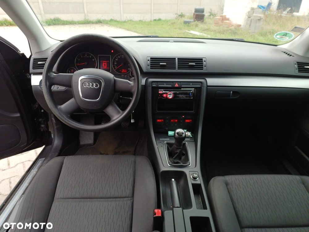 Audi A4 - 4