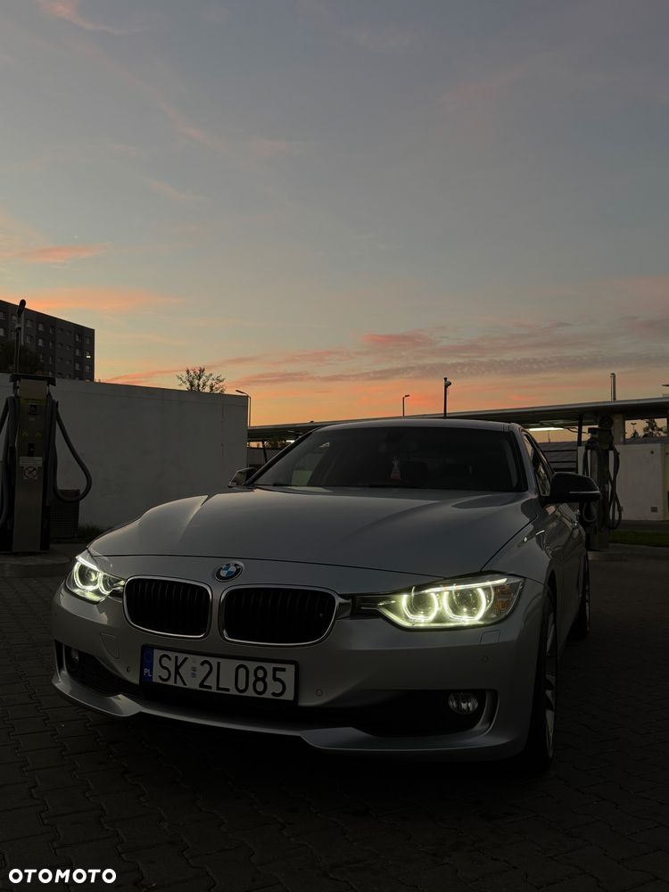 BMW Seria 3 320d Eff.Dynamics Sport Line - 11