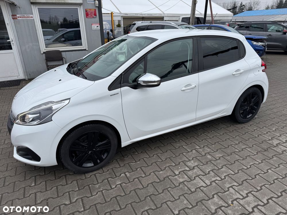 Peugeot 208 1.2 PureTech Style - 3