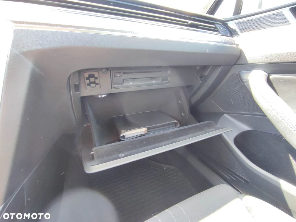 Volkswagen Passat Alltrack - 13