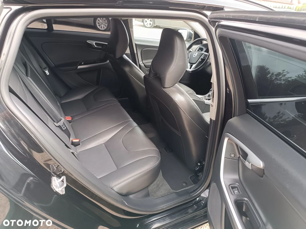 Volvo V60 D2 Drive-E Summum - 30