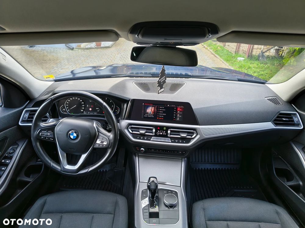 BMW Seria 3 - 27