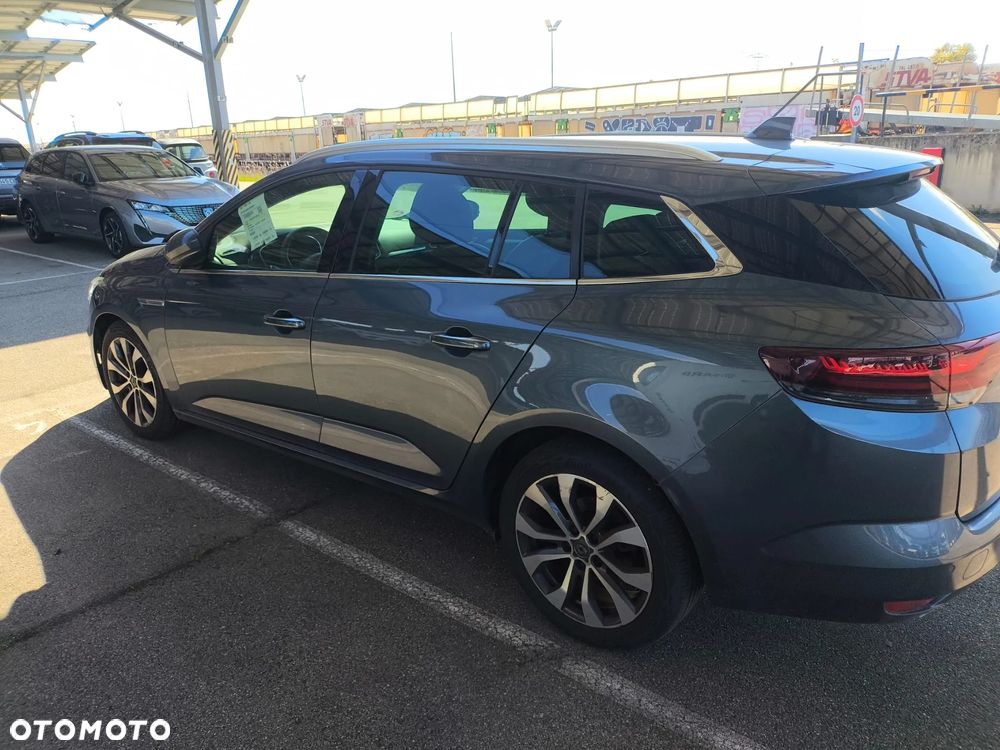 Renault Megane TCe 140 GPF TECHNO - 4