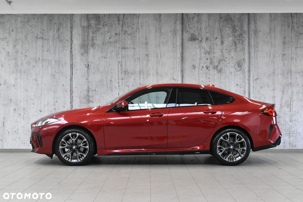 BMW Seria 2 220i mHEV - 5