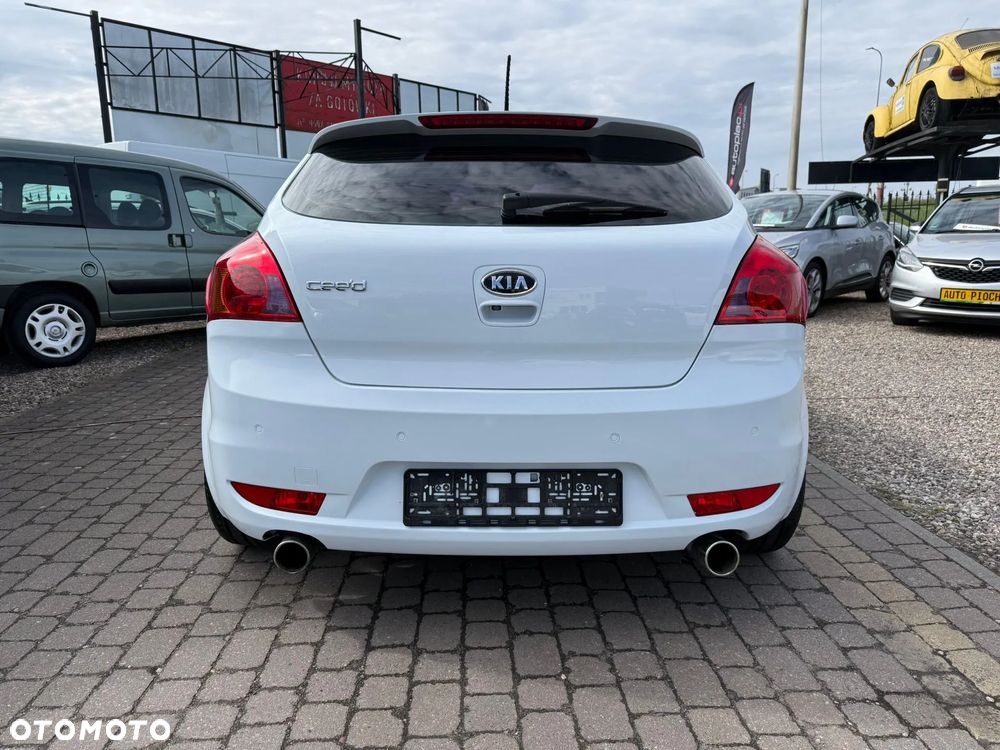 Kia ProCeed - 6