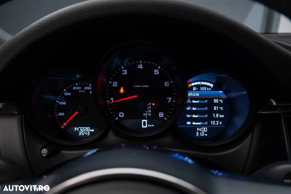 Porsche Macan Standard - 13