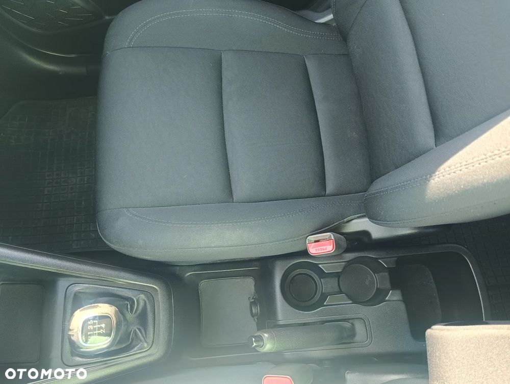 Hyundai ix20 1.4 Comfort - 18