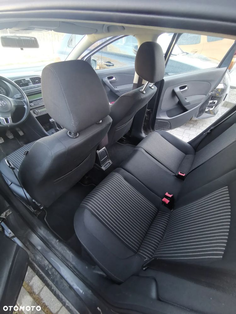 Volkswagen Polo - 9