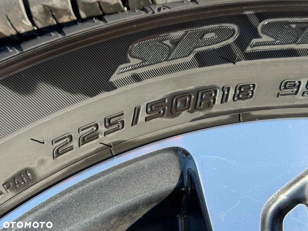 Felgi 18' koła Toyota Corolla Cross 5x114,3 18x7J ET40 centr 60,1 - 10