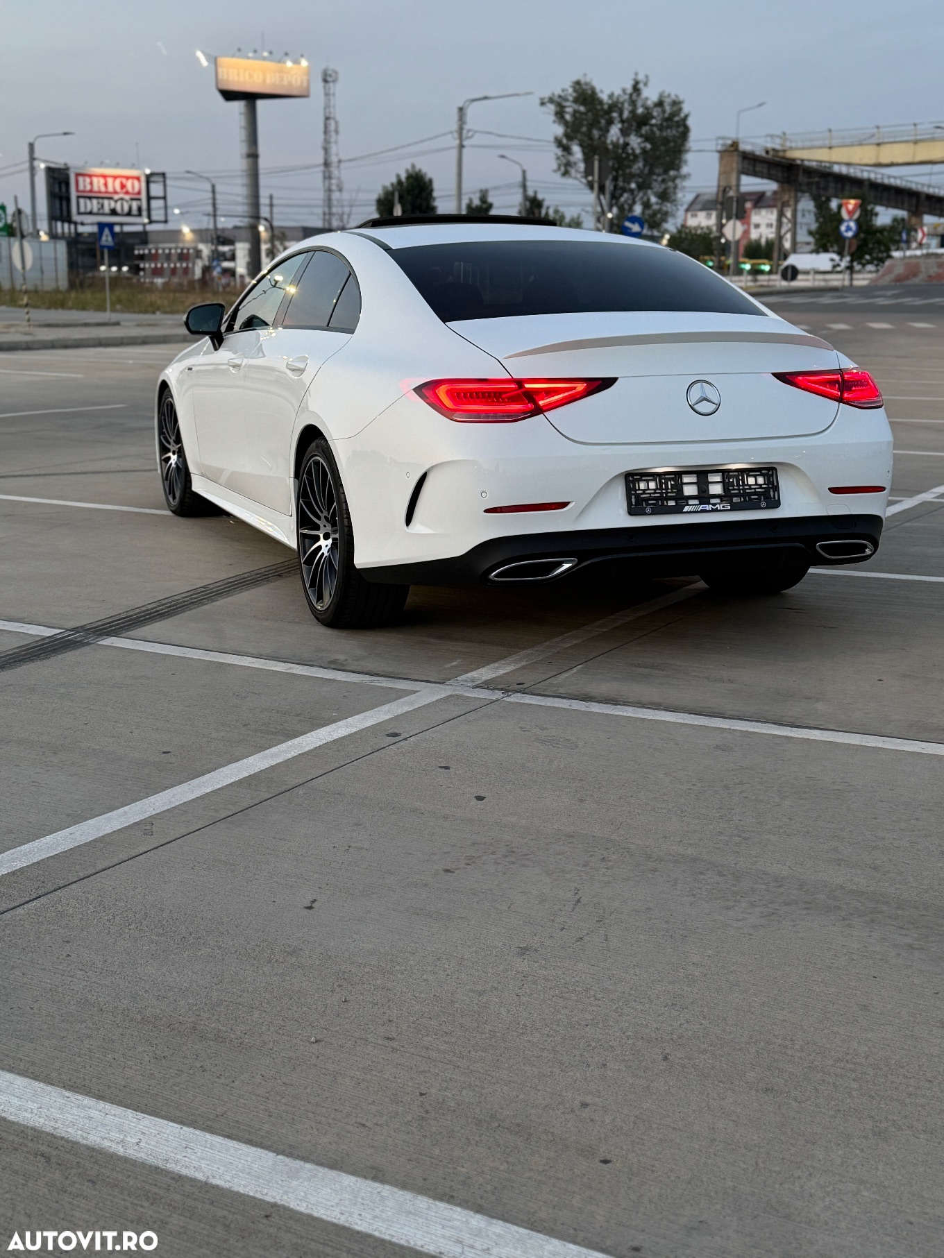 Mercedes-Benz CLS 350 d 4MATIC Aut - 5
