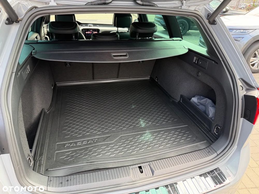 Volkswagen Passat 2.0 TSI 4Mot Highline DSG - 22