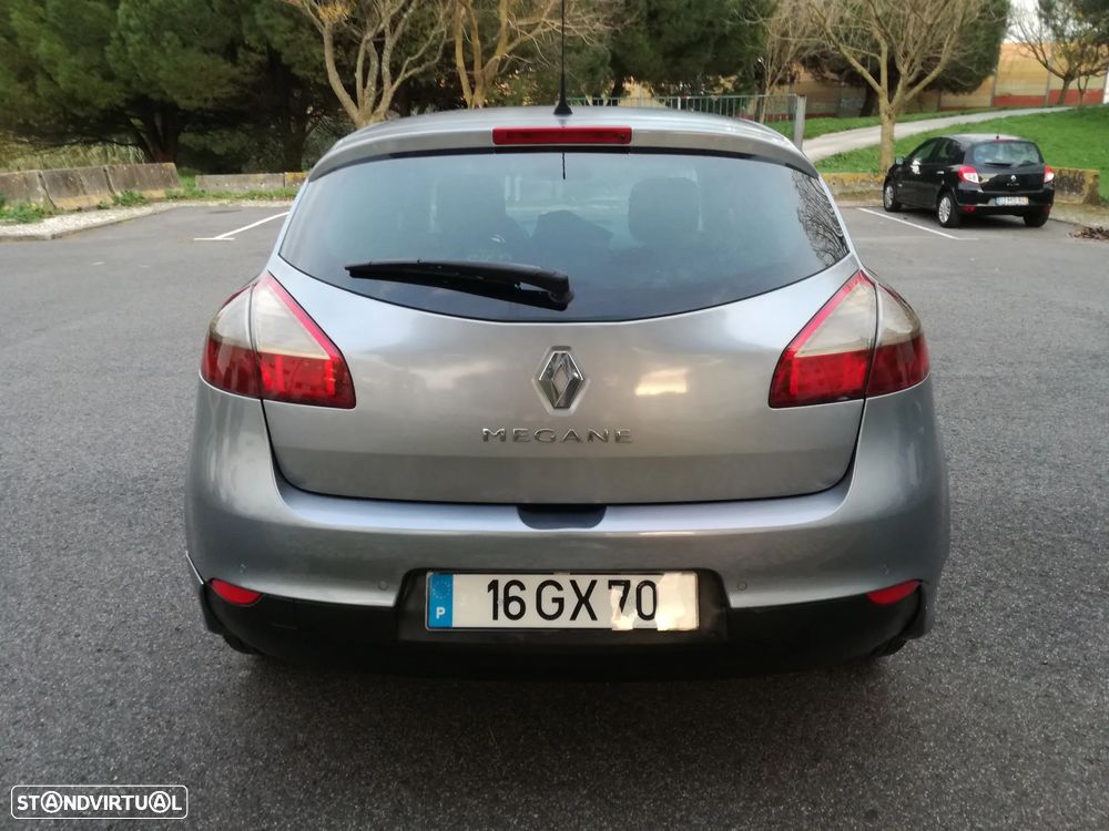 Renault Mégane 1.5 dCi Luxe - 6
