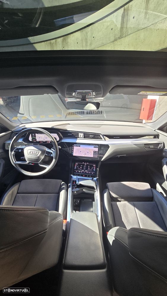 Audi e-tron 50 quattro S line - 18