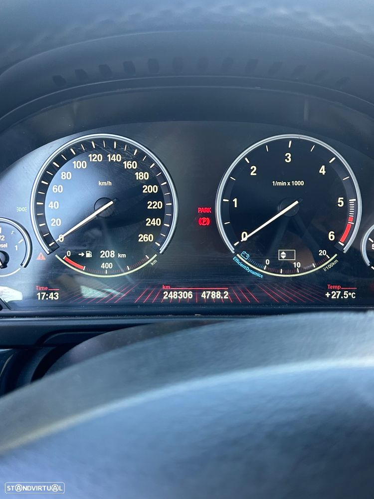 BMW 520 d Luxury Line - 9
