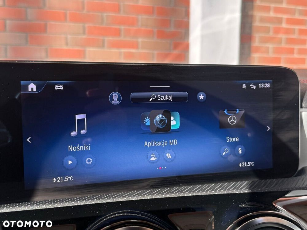 Mercedes-Benz CLA - 19