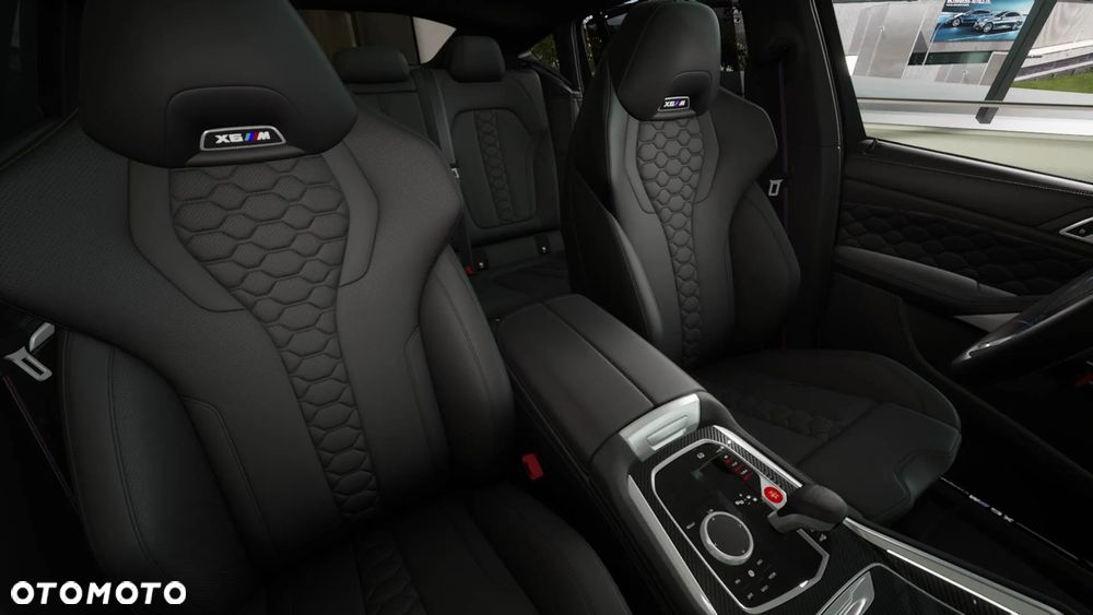 BMW X6M - 13