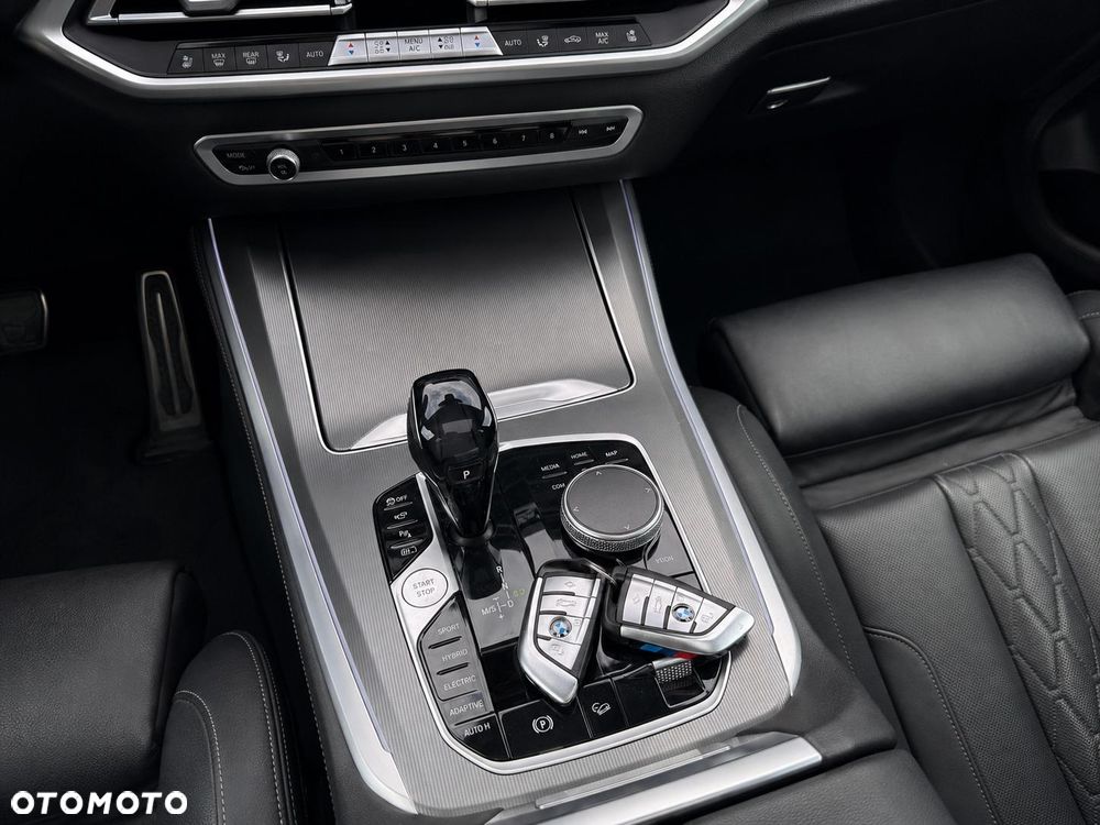 BMW X5 xDrive45e - 29