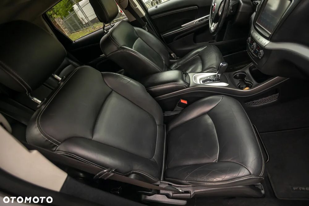 Fiat Freemont 2.0 Multijet Lounge AWD - 18