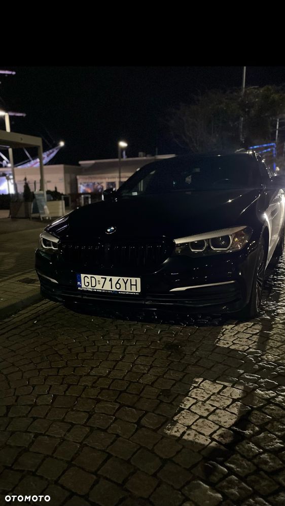 BMW Seria 5 530i xDrive Sport Line - 3