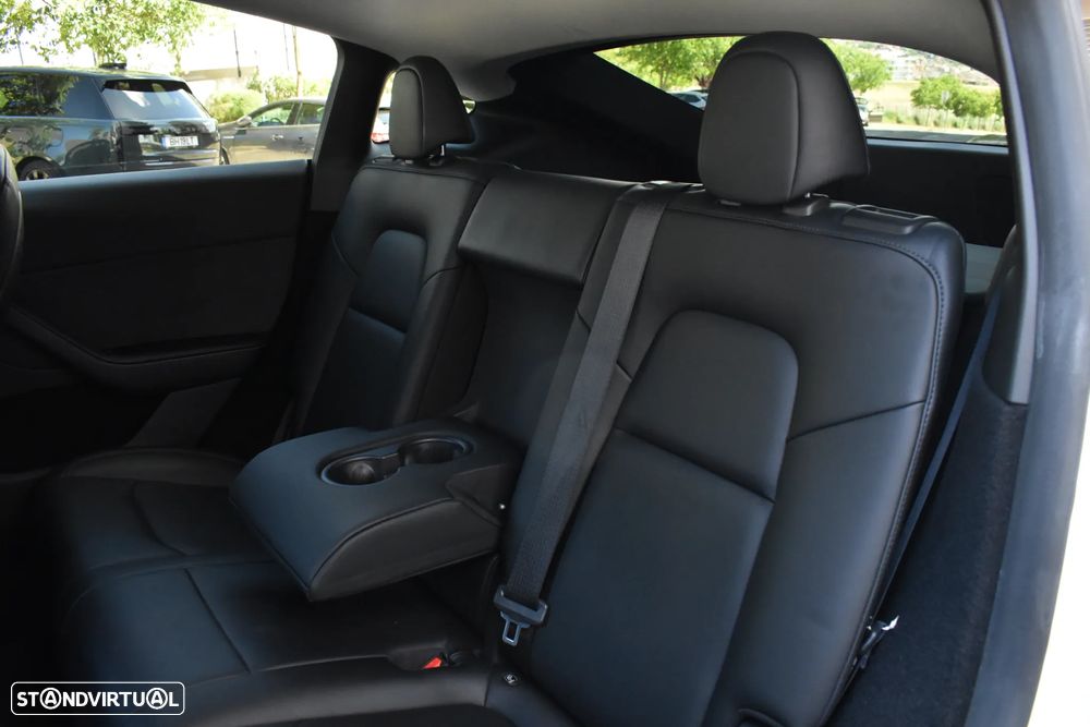 Tesla Model Y Performance Dual Motor AWD - 55
