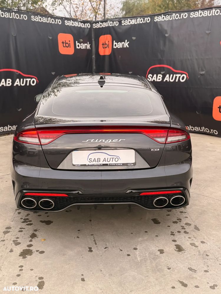 Kia Stinger 3.3 T-GDI 8AT AWD GT - 17