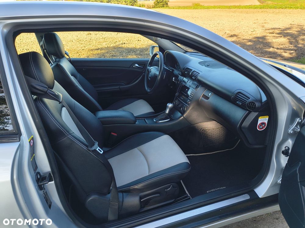 Mercedes-Benz Klasa C 180 Kompressor Automatik Sport Edition - 10