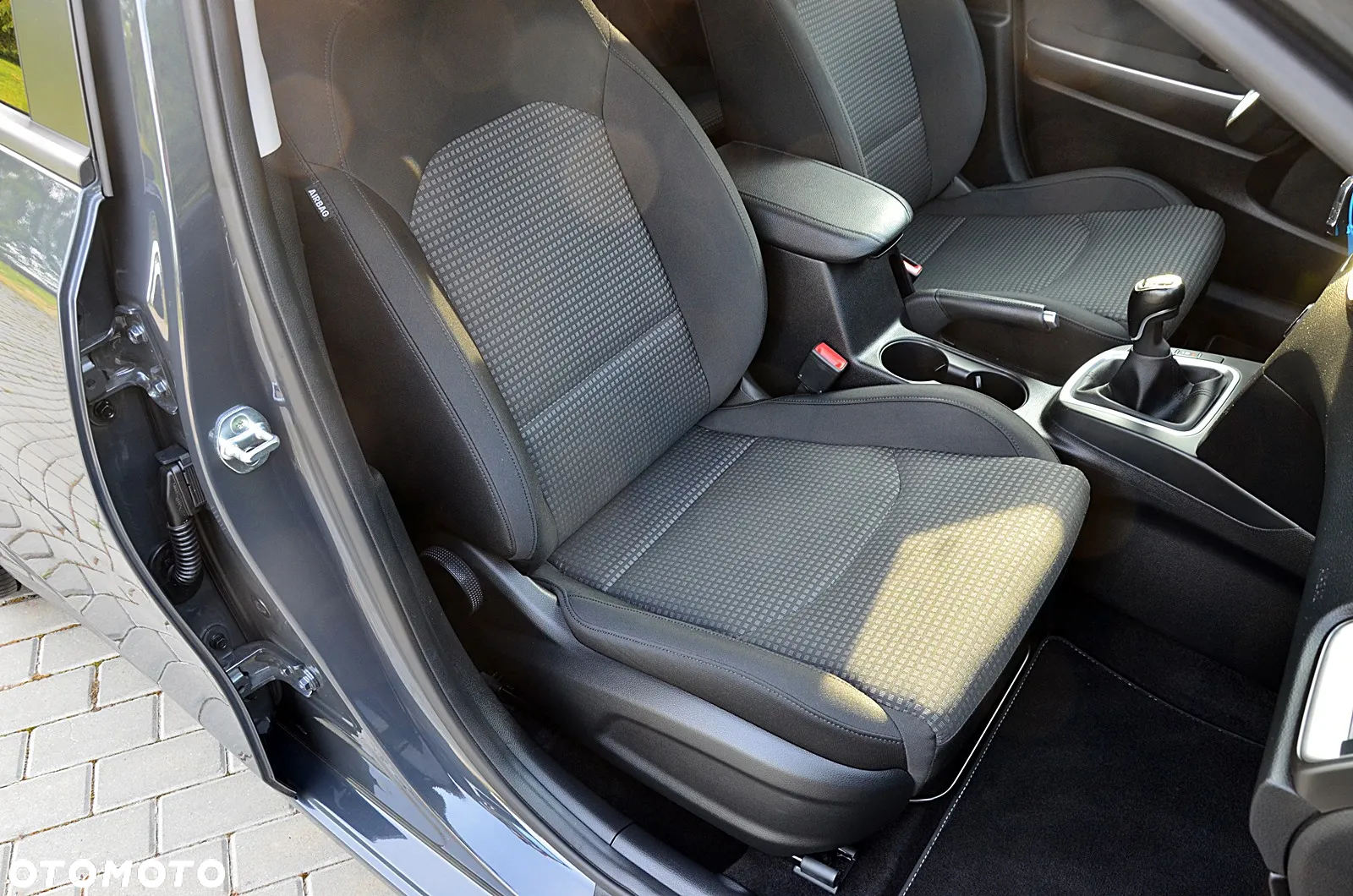 Kia Ceed - 29