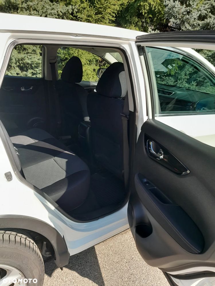 Nissan Qashqai 1.2 DIG-T Acenta EU6 - 14