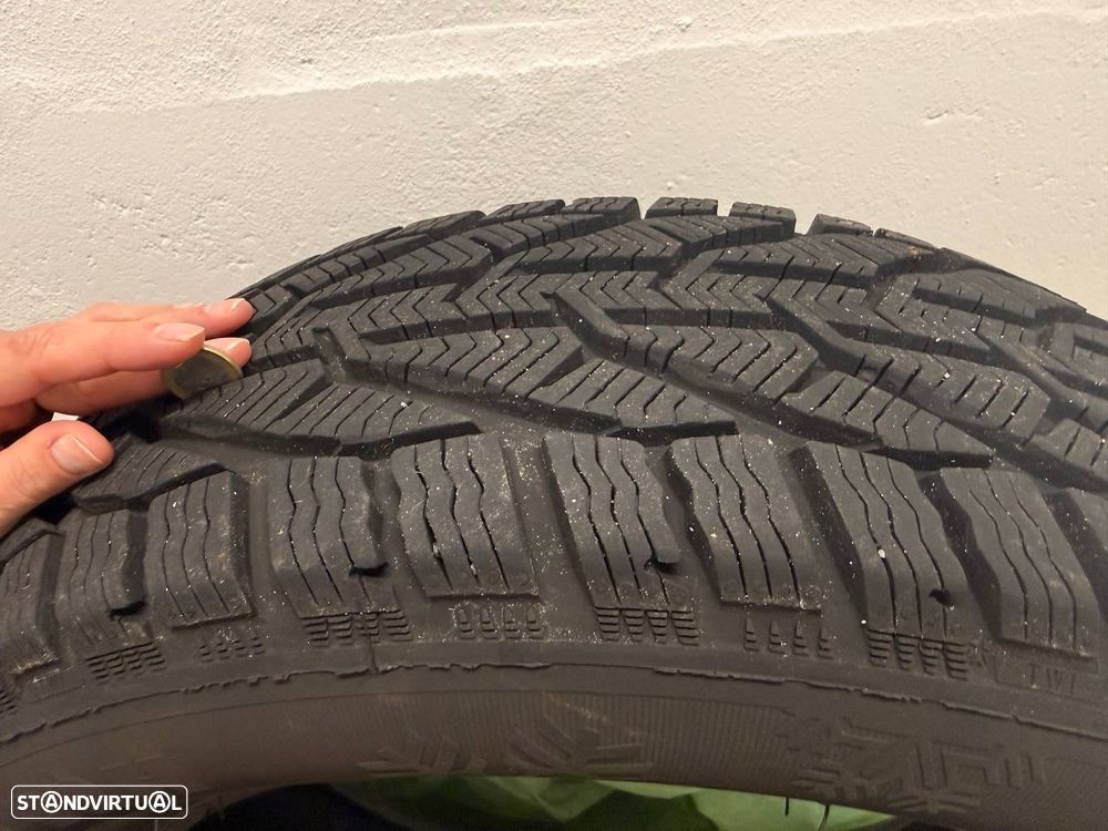 4 Pneus de Inverno Kormoran Snow 205/60 R16 92H – Muito Bom Estado - 1