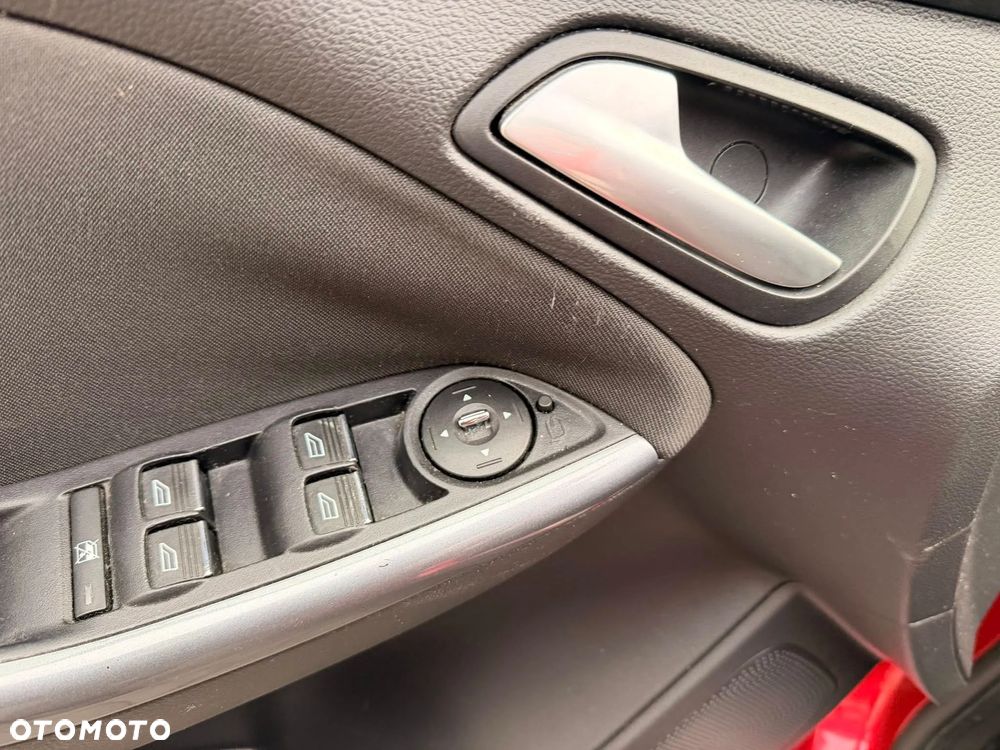 Ford Focus 1.6 EcoBoost Start-Stopp-System Titanium - 22