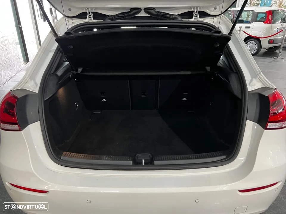 Mercedes-Benz A 180 d 7G-DCT - 3