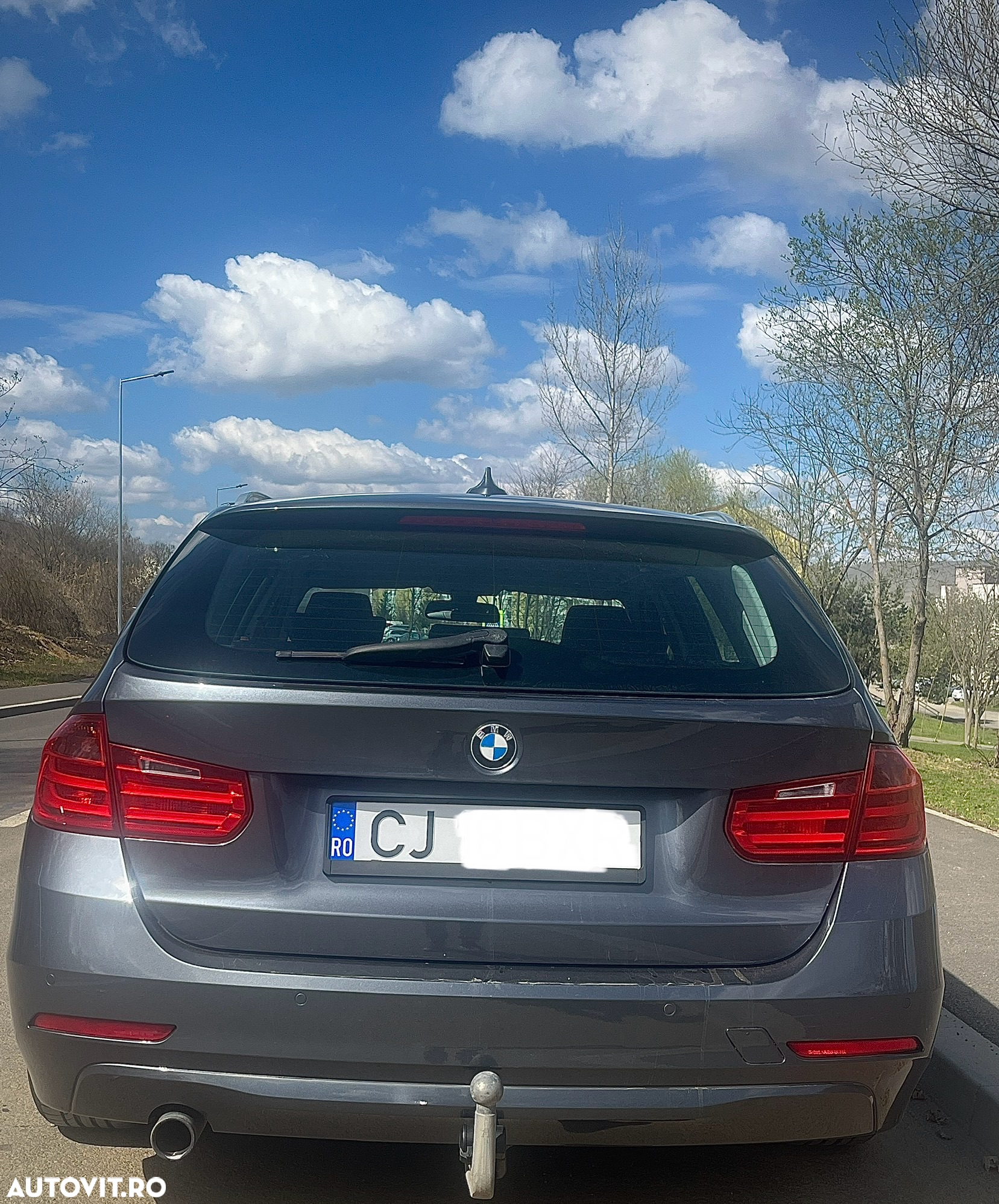BMW Seria 3 318d - 4