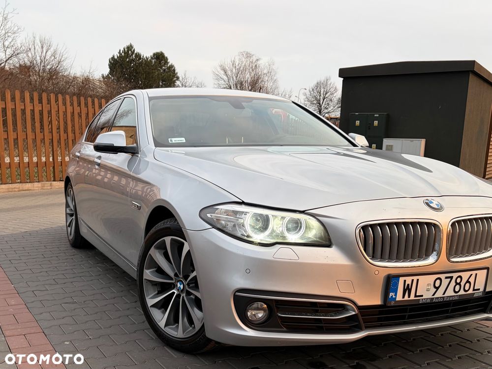BMW Seria 5 520d xDrive - 4